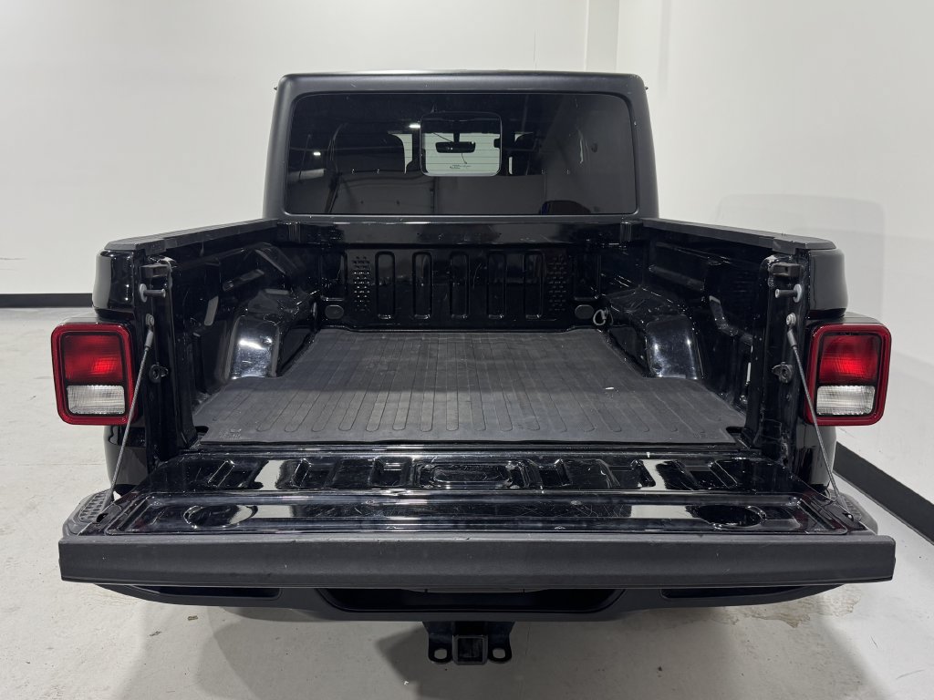 Used 2023 Jeep Gladiator Sport AWD/4WD image 21