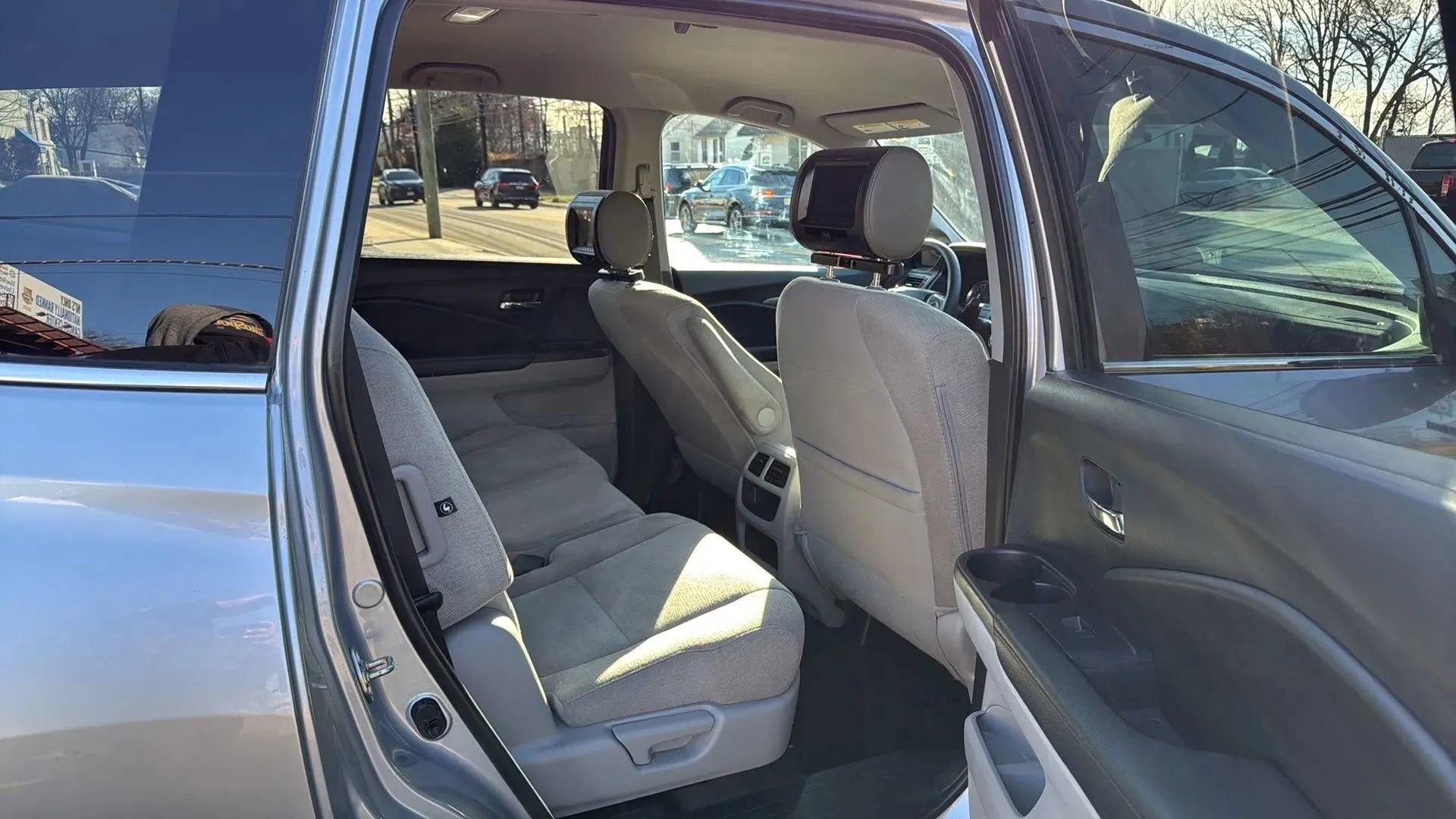 Used 2018 Honda Pilot LX image 26