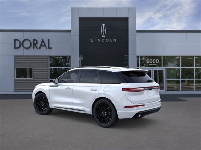 New 2026 Lincoln Corsair Premiere image 4