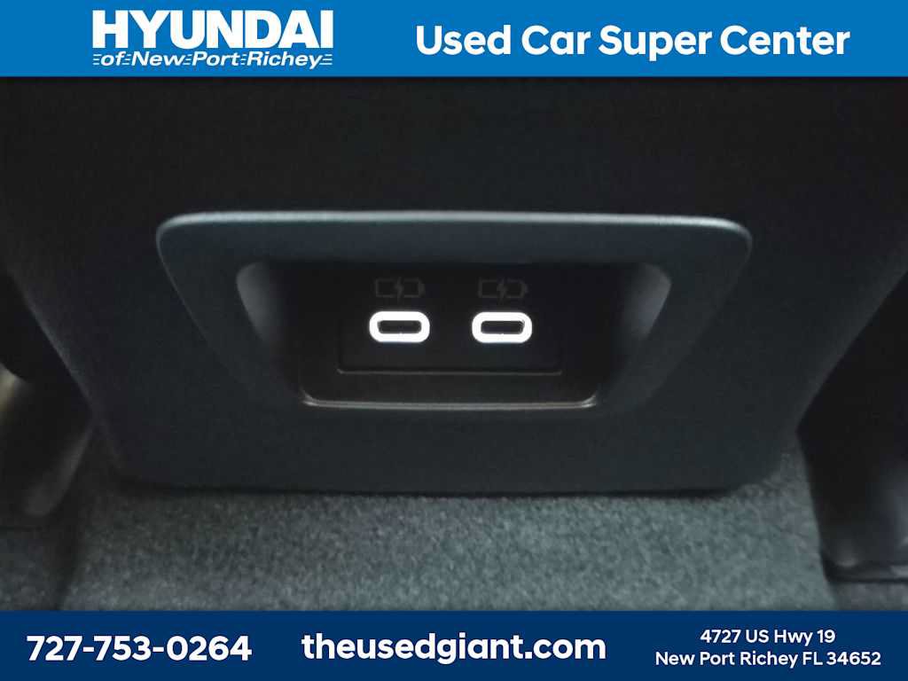 Used 2024 Toyota Corolla Cross LE FWD image 15