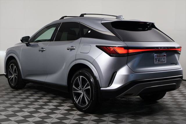 Certified 2023 Lexus RX 350h w/ Accessory Package (A2) image 6