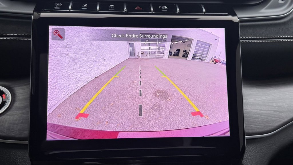 Used 2024 Jeep Grand Cherokee Limited image 27