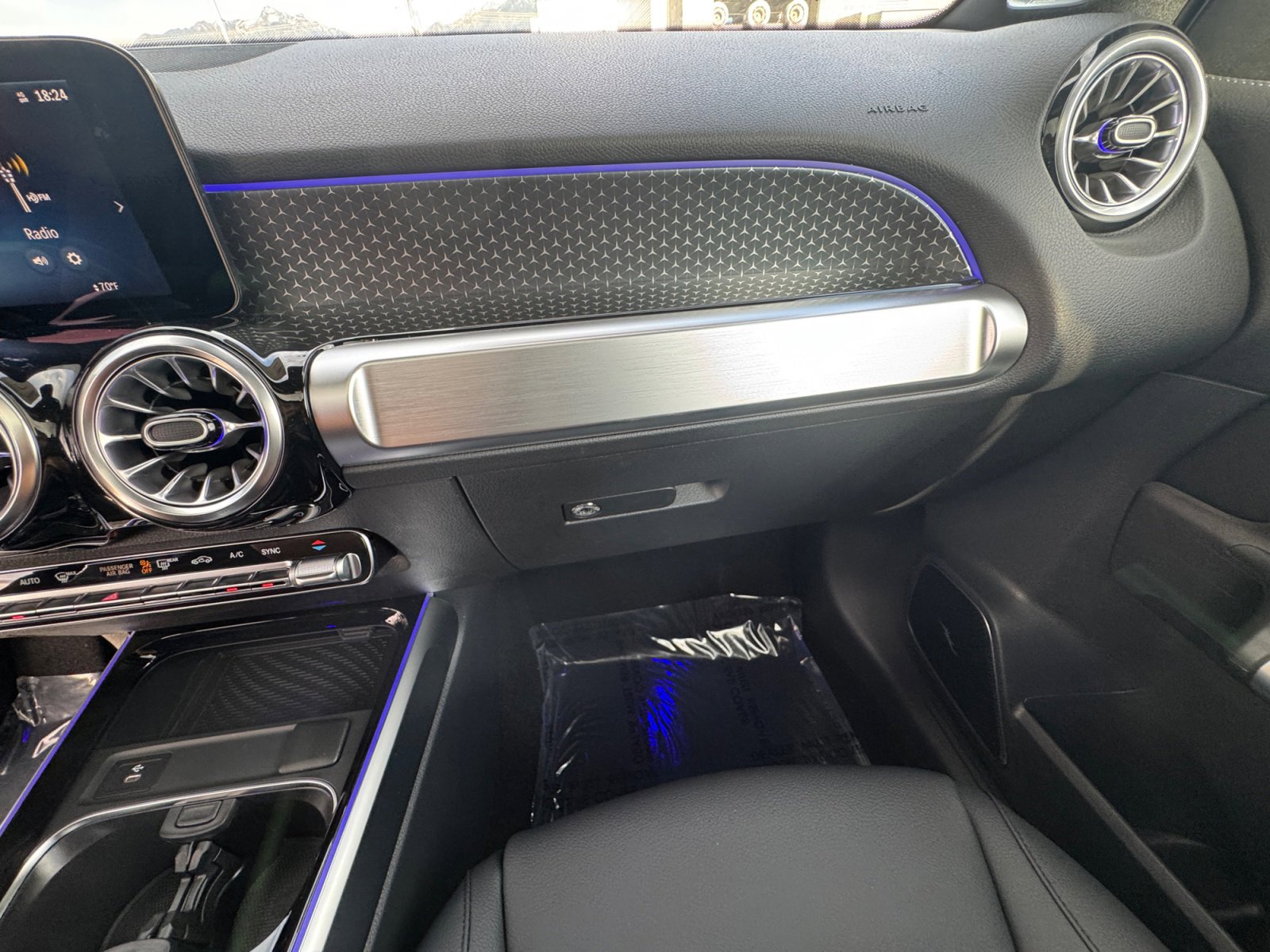 New 2026 Mercedes-Benz GLB 250 4MATIC image 20