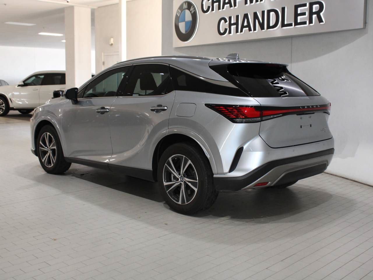 Used 2023 Lexus RX 350 Premium w/ Cold Area Package AWD/4WD image 5
