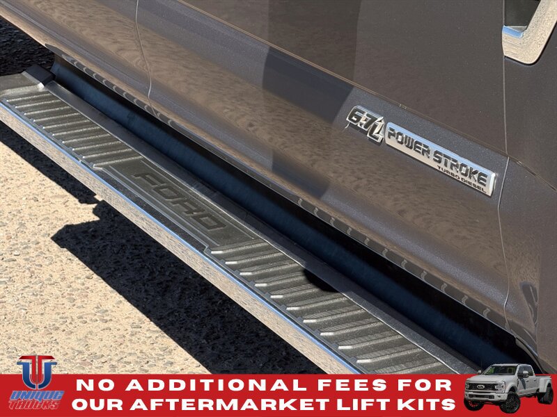 Used 2022 Ford F350 Lariat w/ Lariat Ultimate Package AWD/4WD image 6