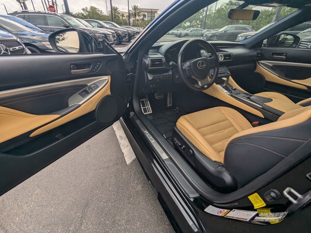 Used 2016 Lexus RC 350 RWD image 4