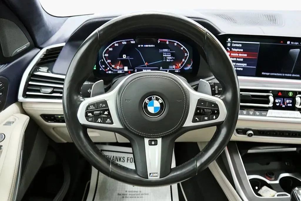 Used 2022 BMW X7 M50i image 24