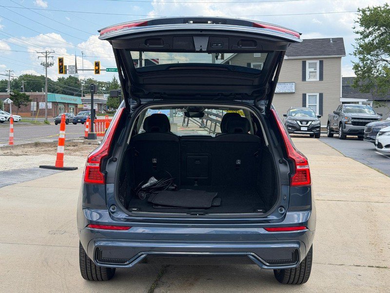 Certified 2024 Volvo XC60 T8 Ultimate AWD/4WD image 5