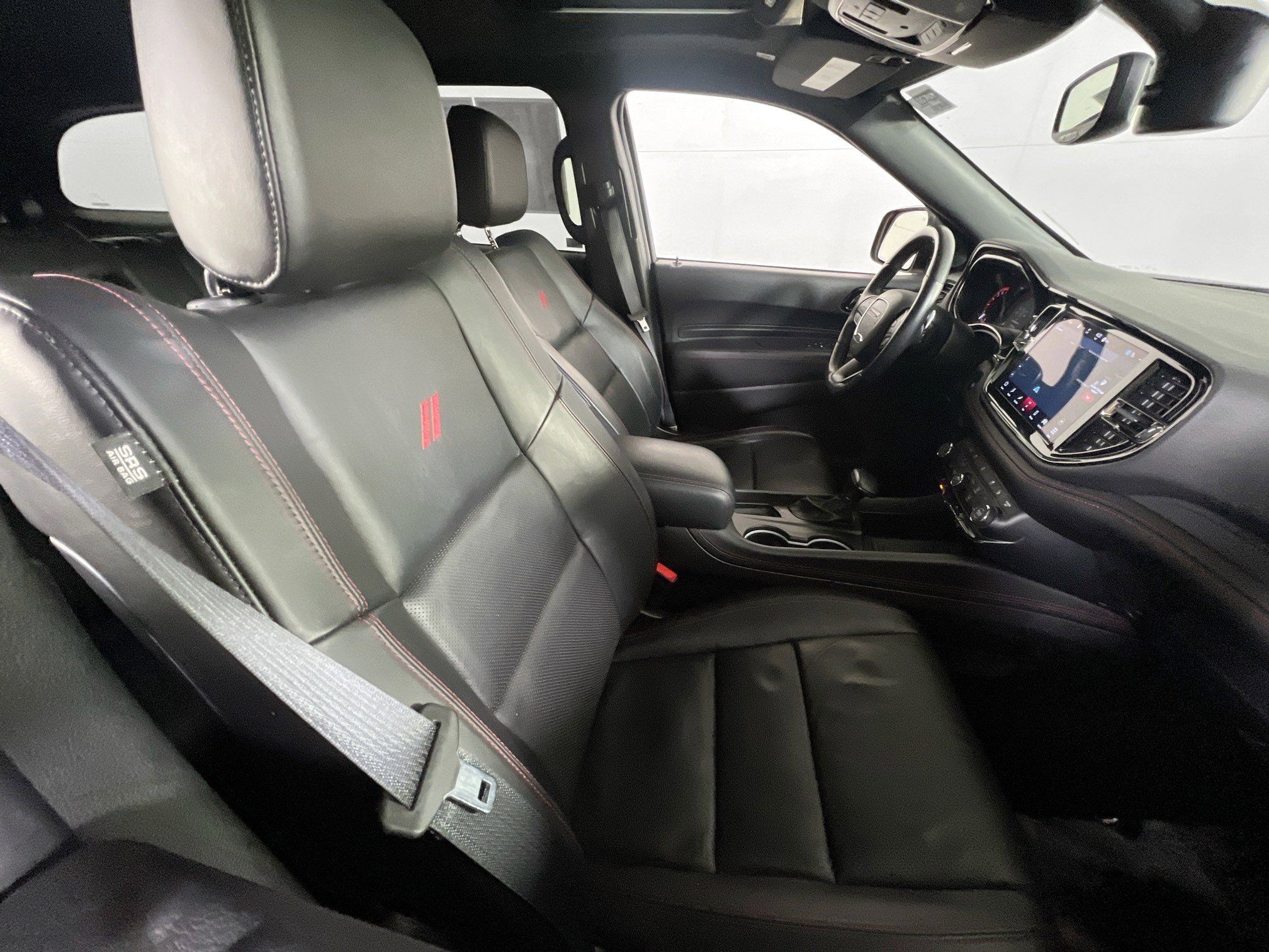 Used 2022 Dodge Durango R/T w/ Blacktop Package AWD/4WD image 28