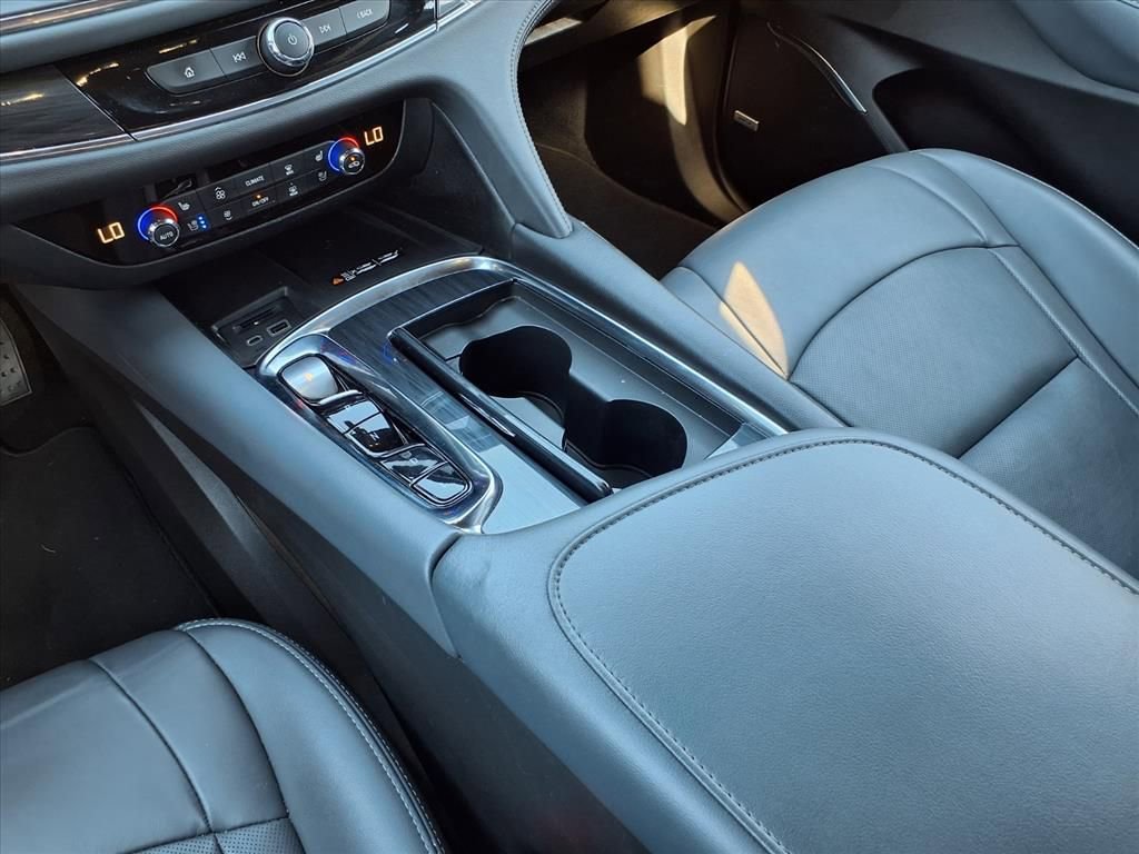 Used 2024 Buick Enclave Premium image 17