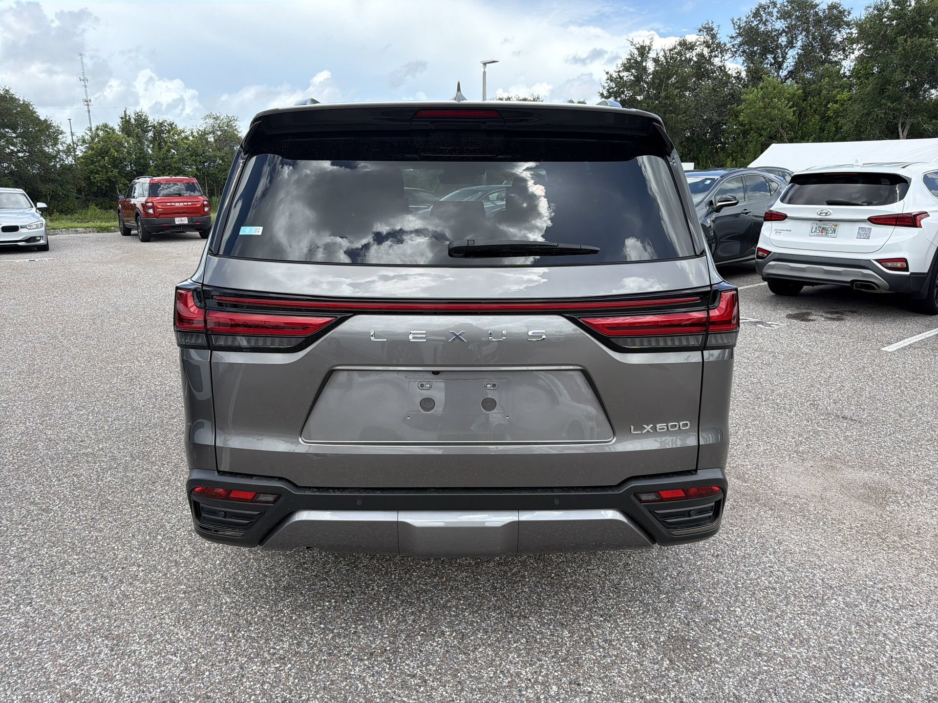Used 2024 Lexus LX 600 4WD w/ Appearance Package image 5