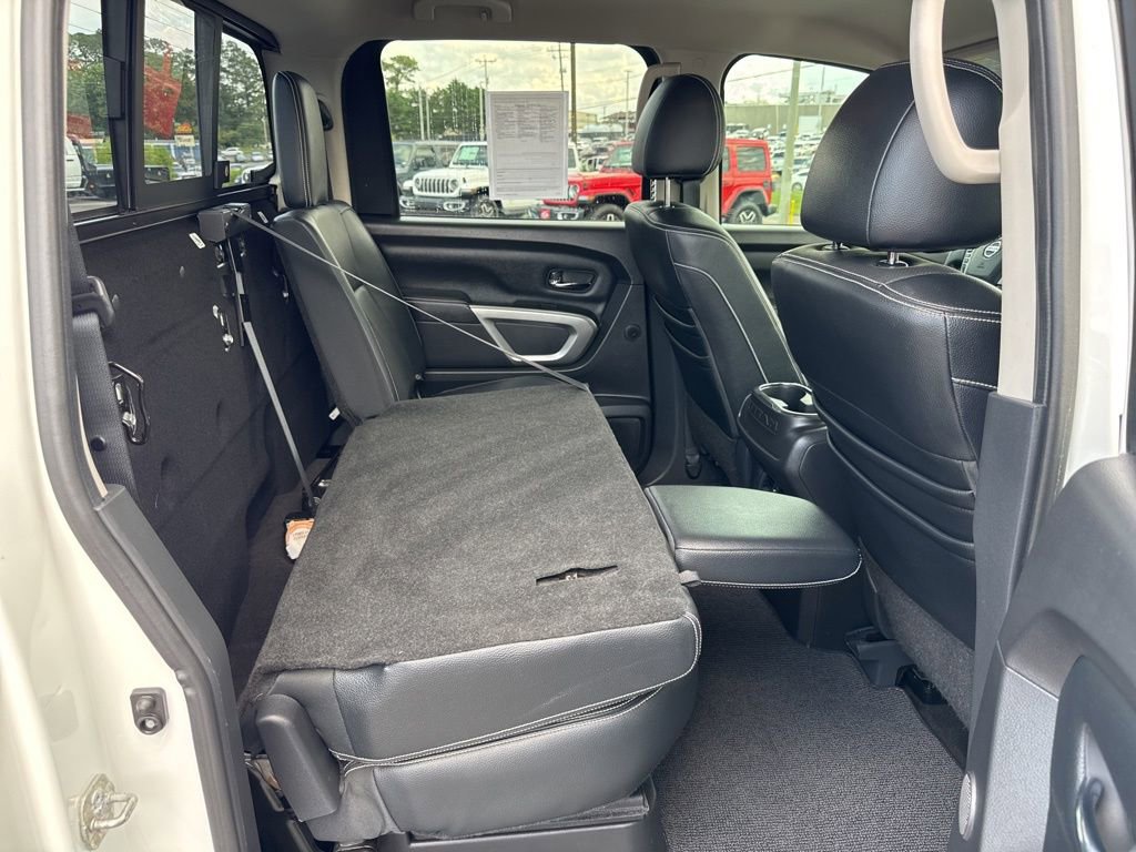Used 2018 Nissan Titan PRO-4X w/ Pro-4x Convenience Package image 24