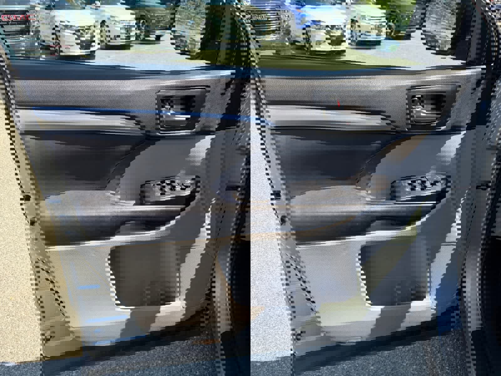 Used 2018 Toyota Highlander XLE AWD/4WD image 20