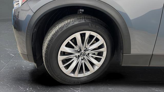 Used 2024 MAZDA CX-90 Plug-In Hybrid w/ Preferred AWD/4WD image 40