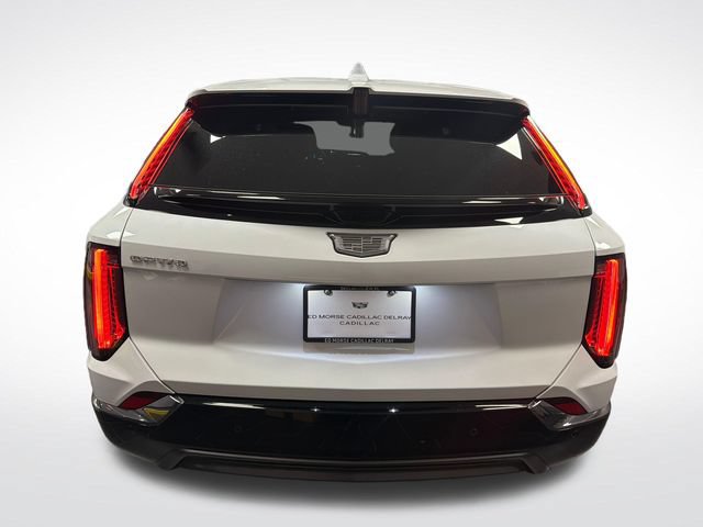 Certified 2027 Cadillac Optiq Sport RWD image 4