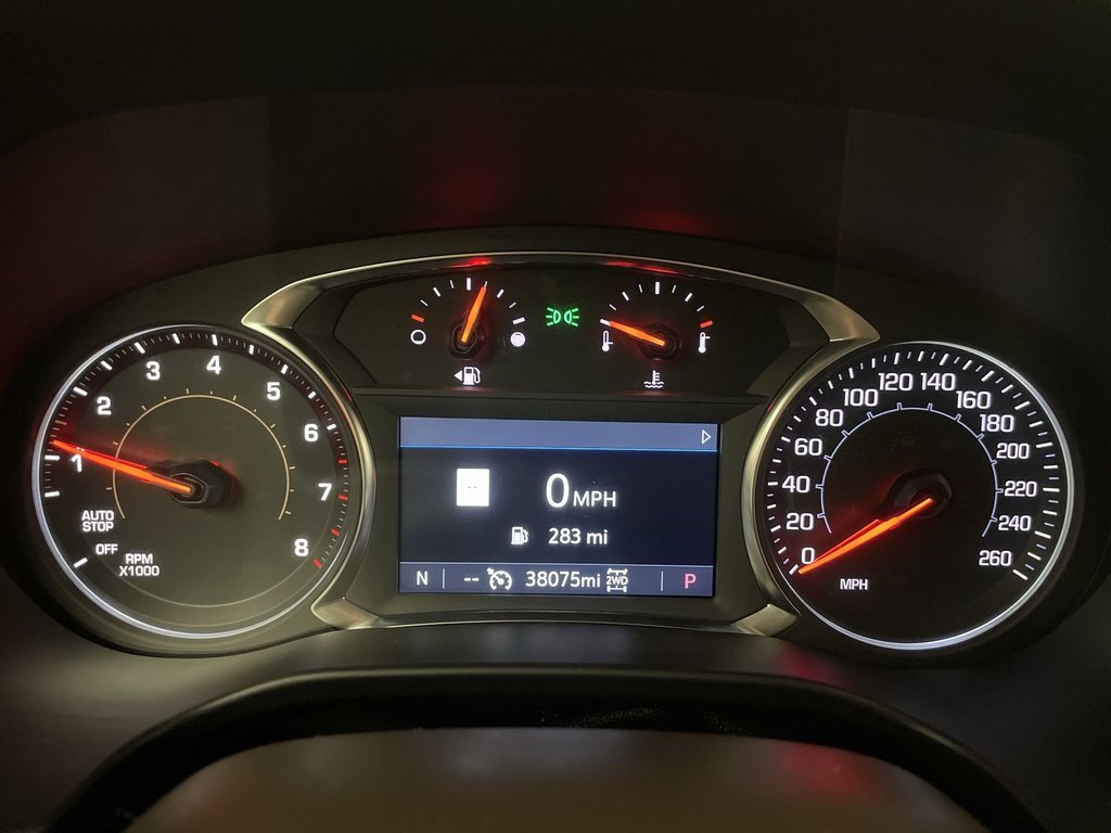 Used 2023 GMC Acadia SLE image 6