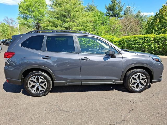 Certified 2023 Subaru Forester Premium AWD/4WD image 7