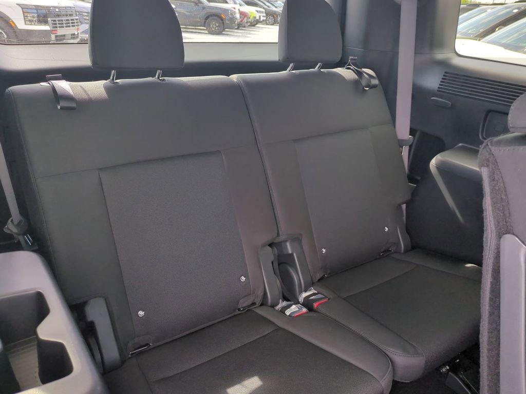 New 2026 Hyundai Santa Fe SE image 16