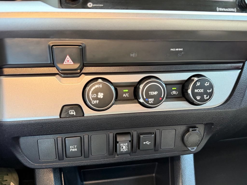 Used 2020 Toyota Tacoma SR5 RWD image 18