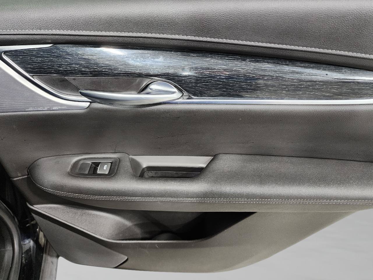 Used 2020 Cadillac XT5 Premium Luxury AWD/4WD image 32