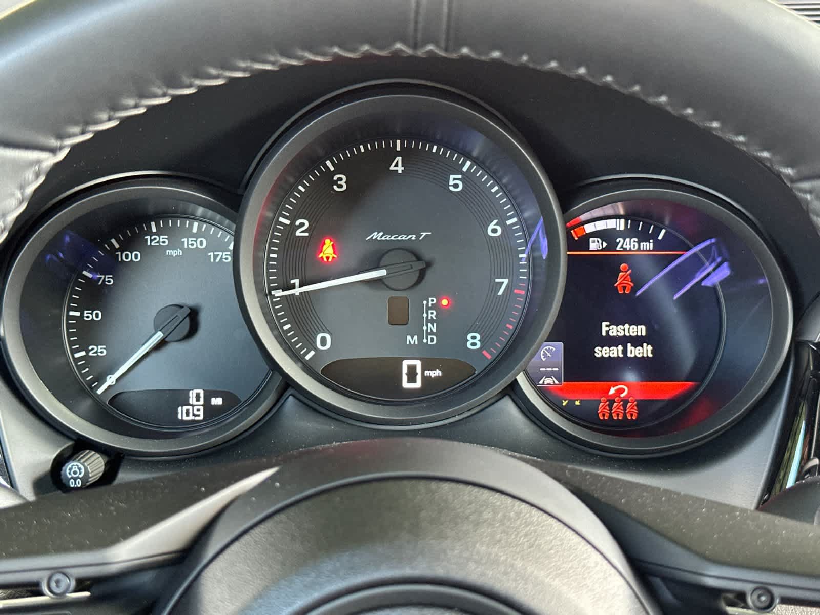 New 2026 Porsche Macan Turbo AWD/4WD image 28