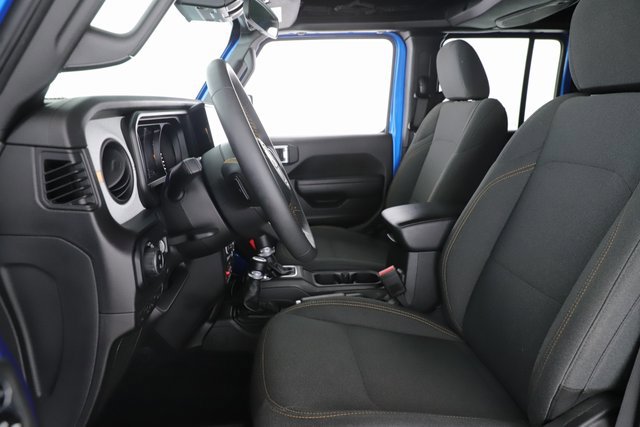 Used 2024 Jeep Gladiator Sport image 16