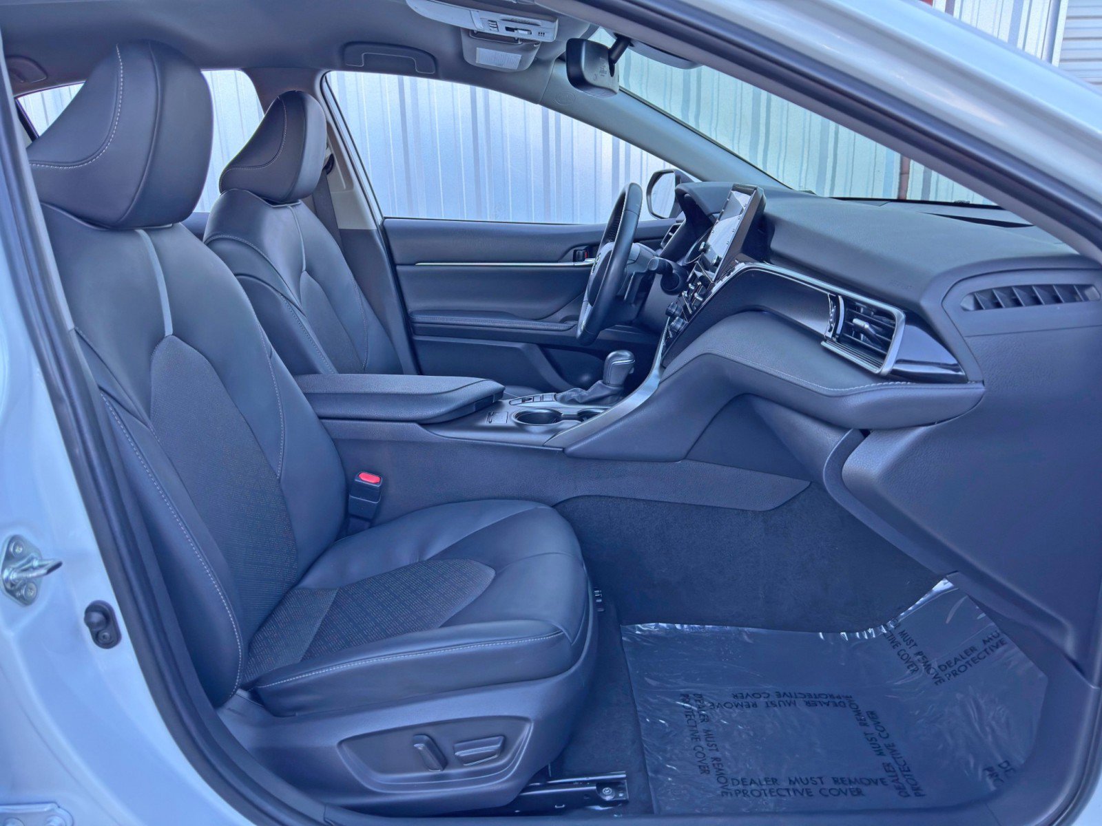 Used 2021 Toyota Camry XSE image 14