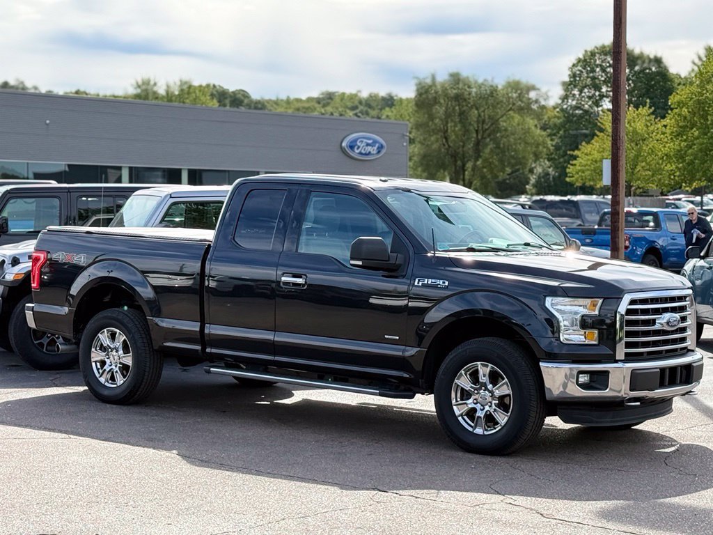 Used 2015 Ford F150 XLT w/ Equipment Group 302A Luxury AWD/4WD image 28