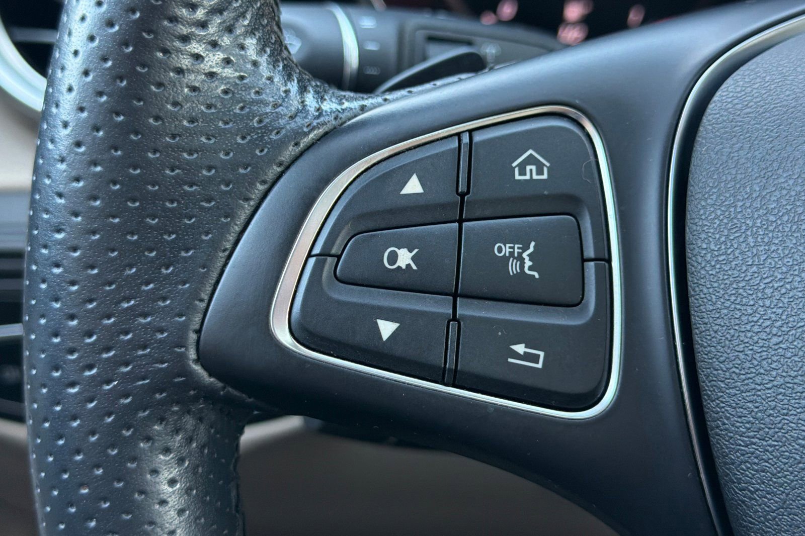 Used 2019 Mercedes-Benz GLC 300 image 27