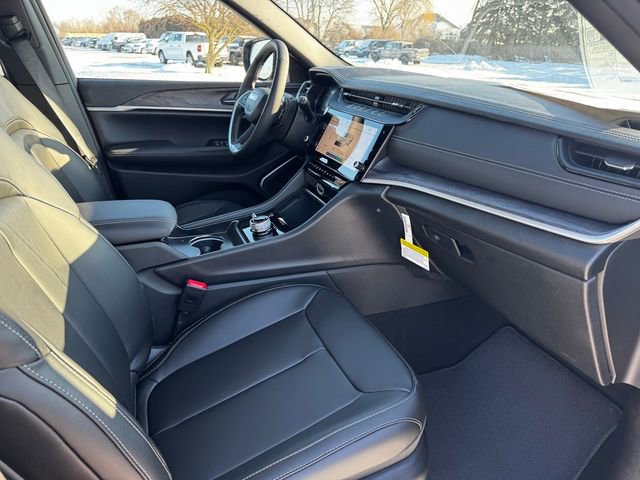 New 2026 Jeep Grand Cherokee Limited w/ Limited Altitude Package image 15