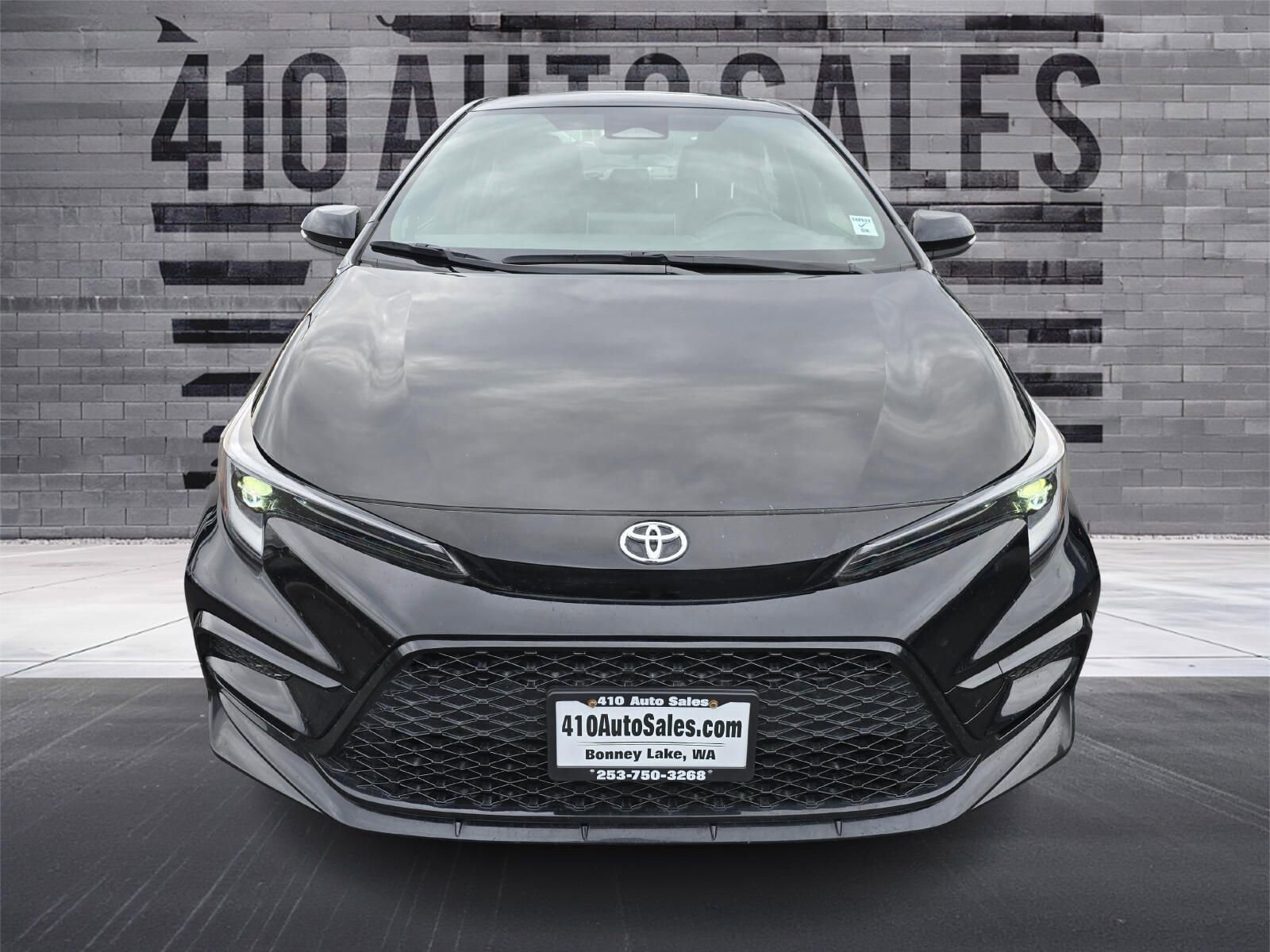 Used 2024 Toyota Corolla XSE image 5