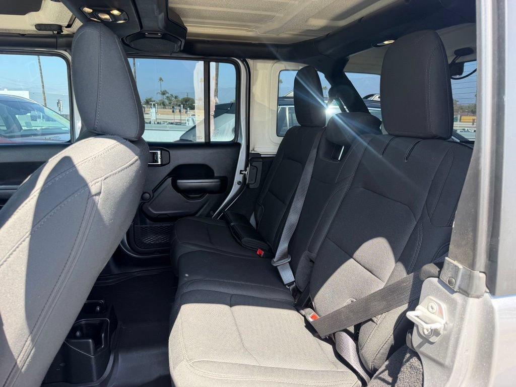 Used 2021 Jeep Wrangler Unlimited Sport AWD/4WD image 4