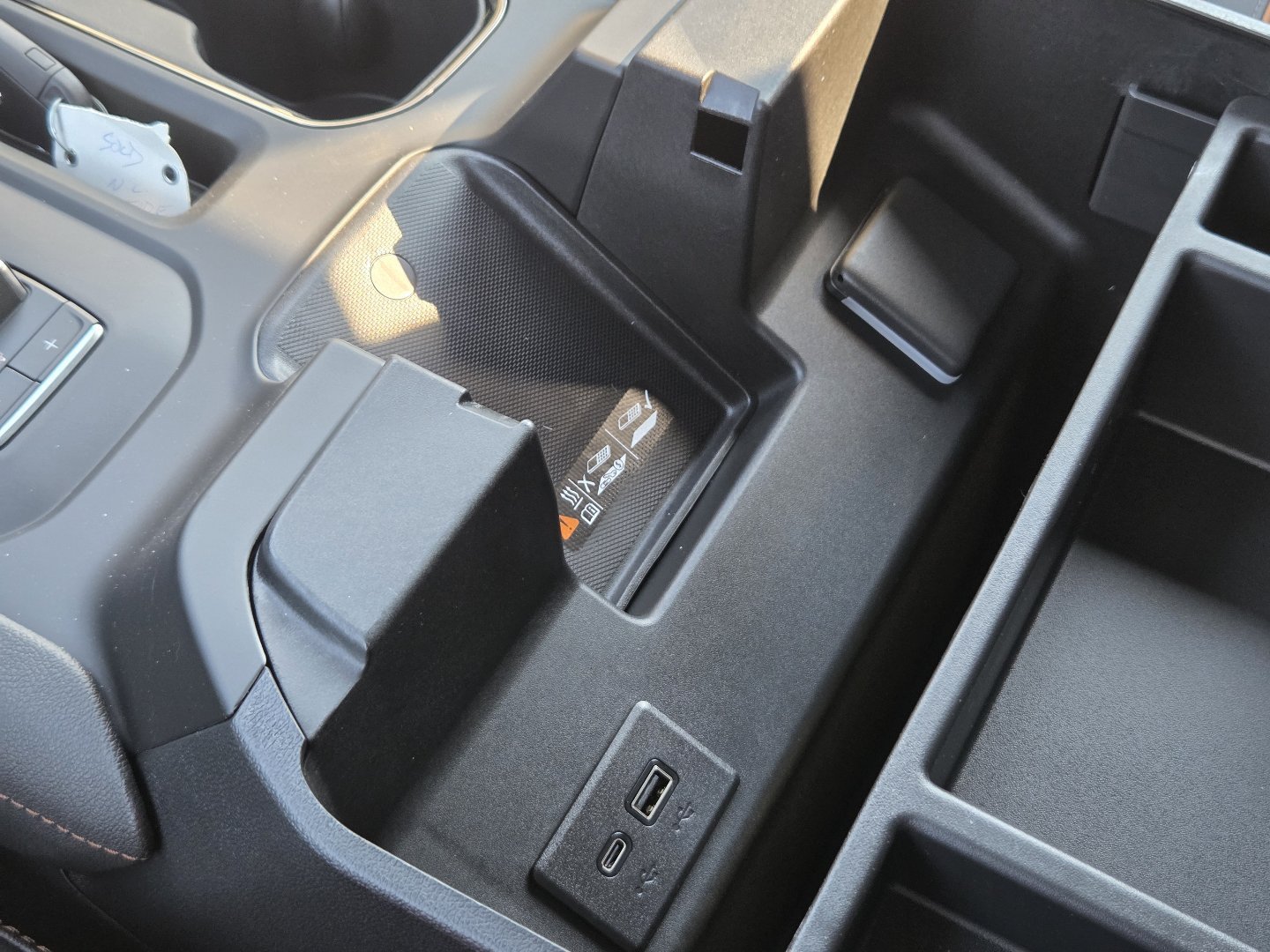 New 2026 GMC Sierra 2500 AT4 w/ AT4 Premium Plus Package AWD/4WD image 40
