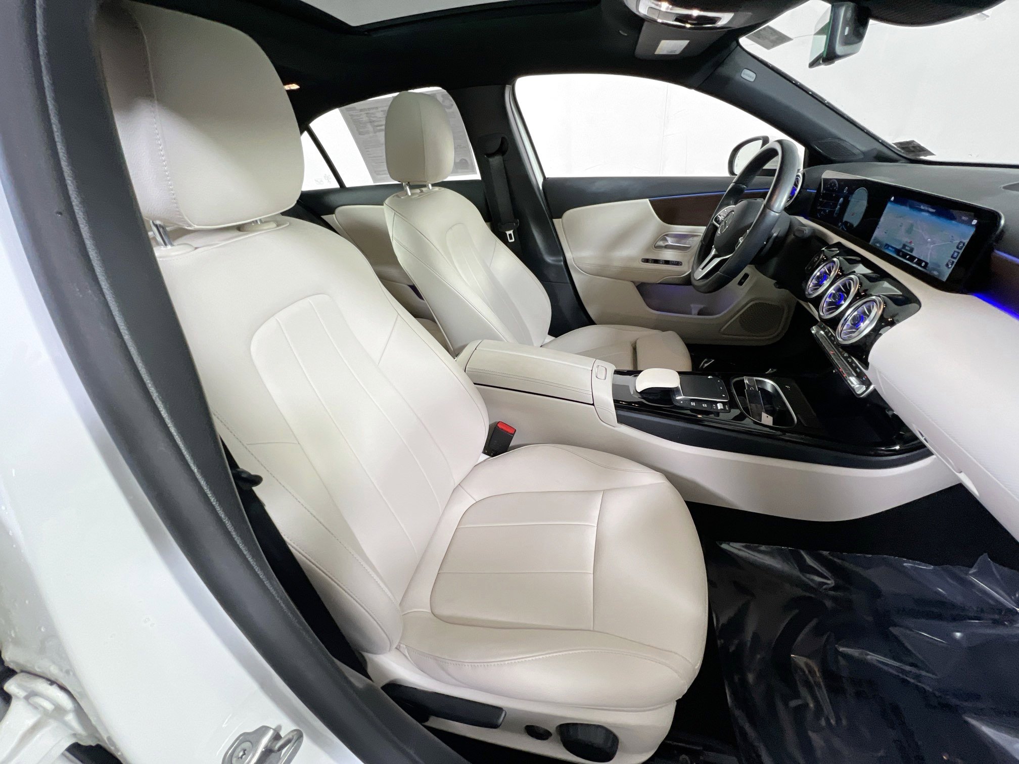 Used 2022 Mercedes-Benz A 220 4MATIC image 27