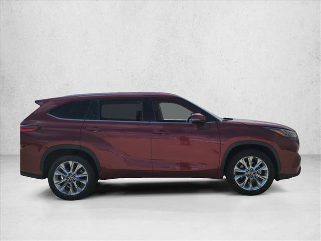 Certified 2020 Toyota Highlander Limited FWD image 4