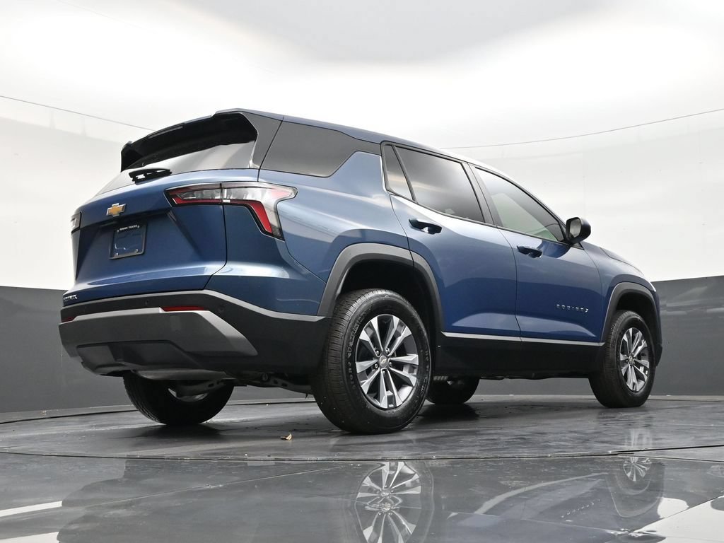 Used 2026 Chevrolet Equinox LT FWD image 24
