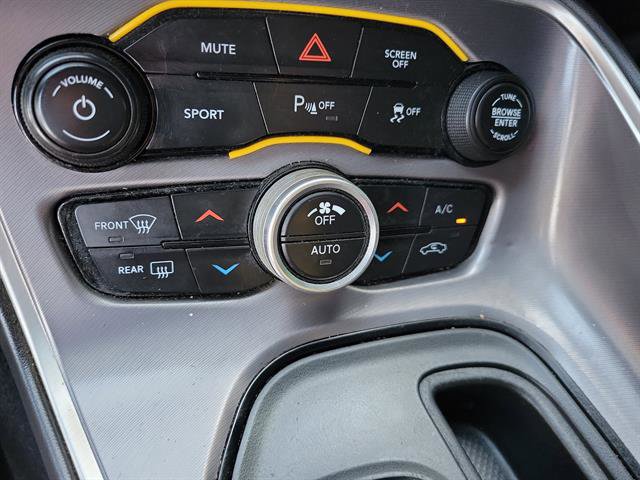 Used 2020 Dodge Challenger GT RWD image 12