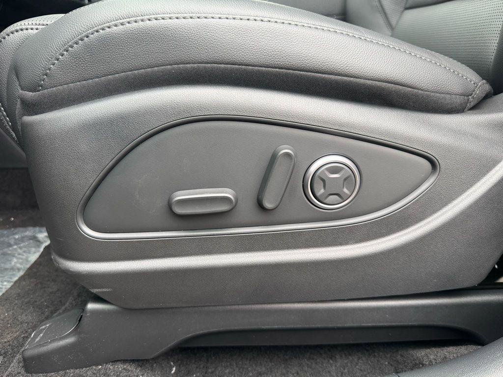 New 2026 Hyundai Palisade Limited image 15