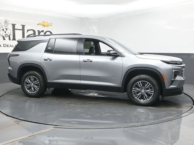 New 2026 Chevrolet Traverse LT w/ Driver Confidence Package AWD/4WD image 28