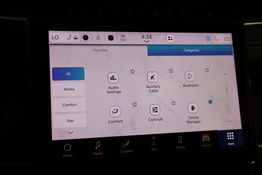 Used 2023 Jeep Grand Cherokee Limited AWD/4WD image 41