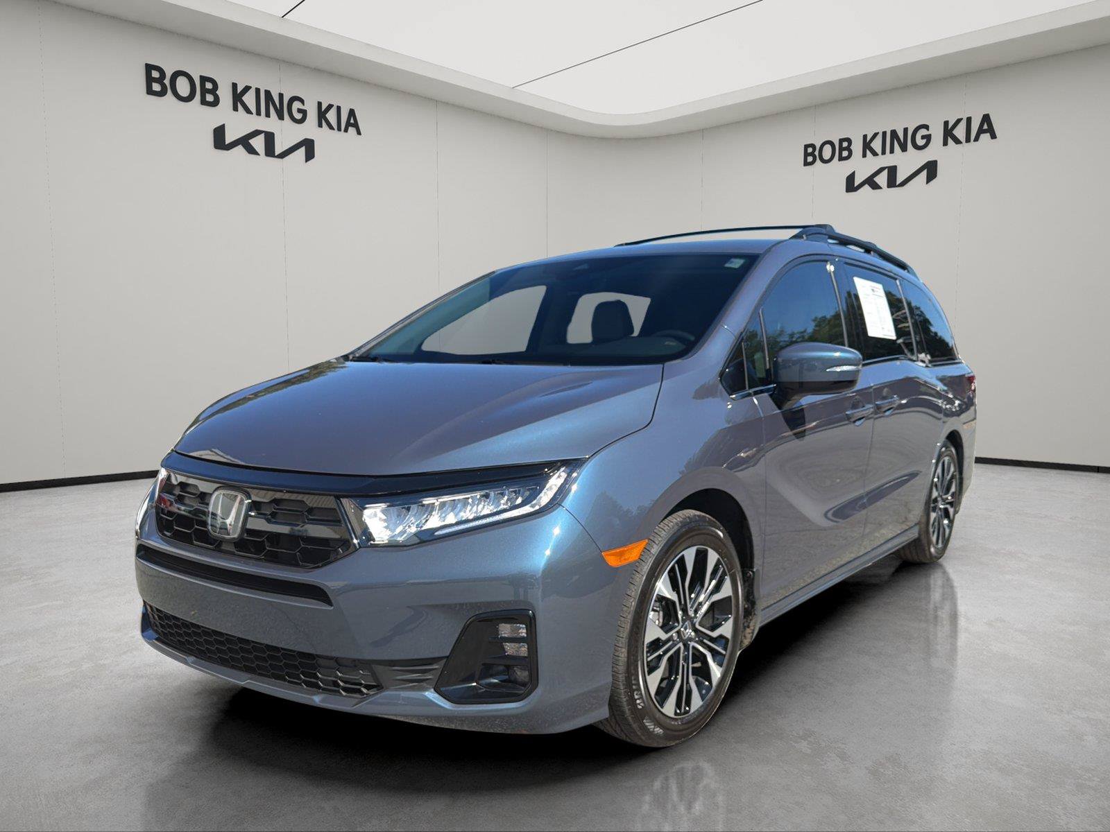 Used 2025 Honda Odyssey Elite