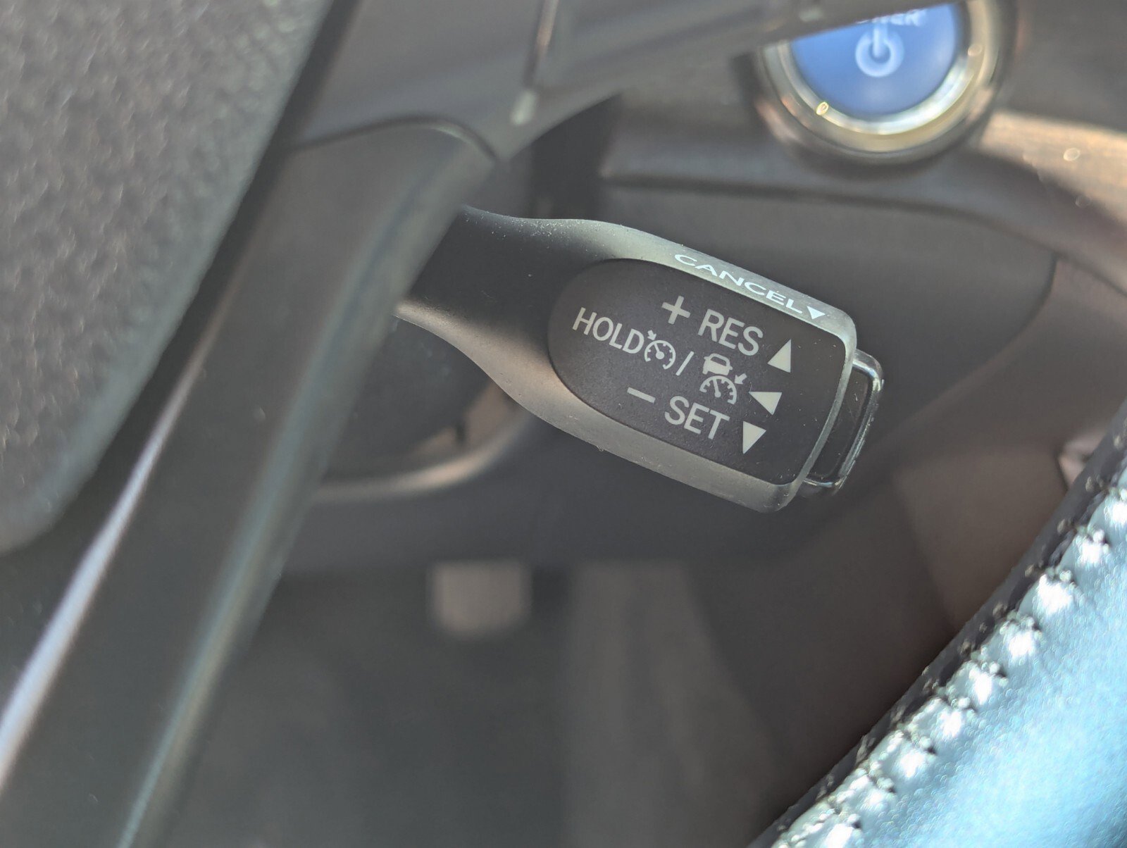 Used 2016 Toyota Avalon Limited w/ Toyota Safety Sense Package FWD image 37
