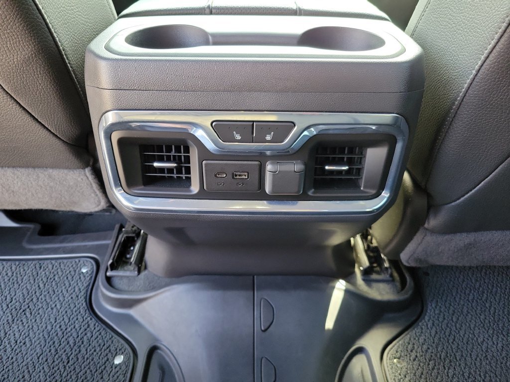 Used 2021 GMC Sierra 1500 Denali w/ Denali Ultimate Package AWD/4WD image 15