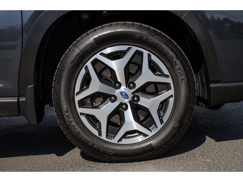 Used 2019 Subaru Forester Premium w/ All-Weather Package AWD/4WD image 9