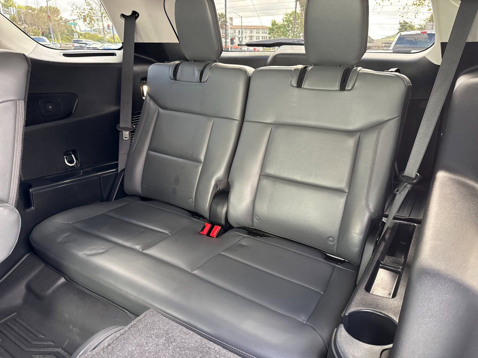 Used 2025 Ford Explorer Active w/ Active Comfort Package image 17