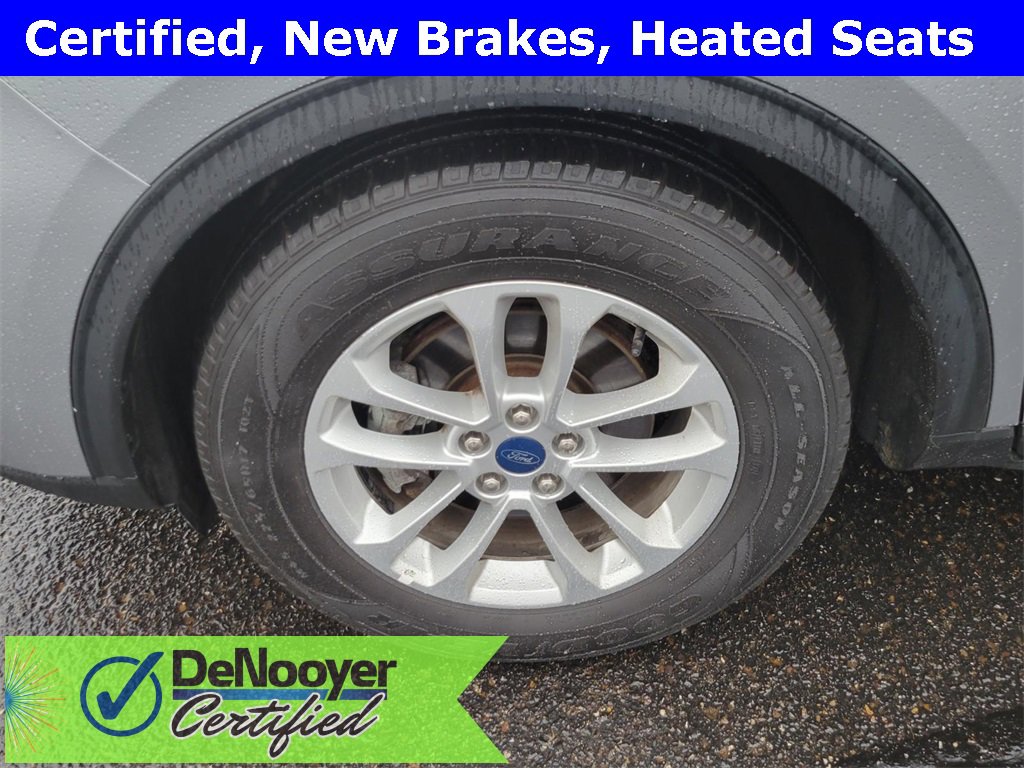 Used 2022 Ford Escape SE w/ Cold Weather Package image 5