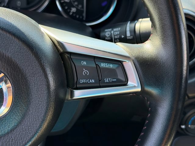 Used 2016 MAZDA MX-5 Miata Club RWD image 16
