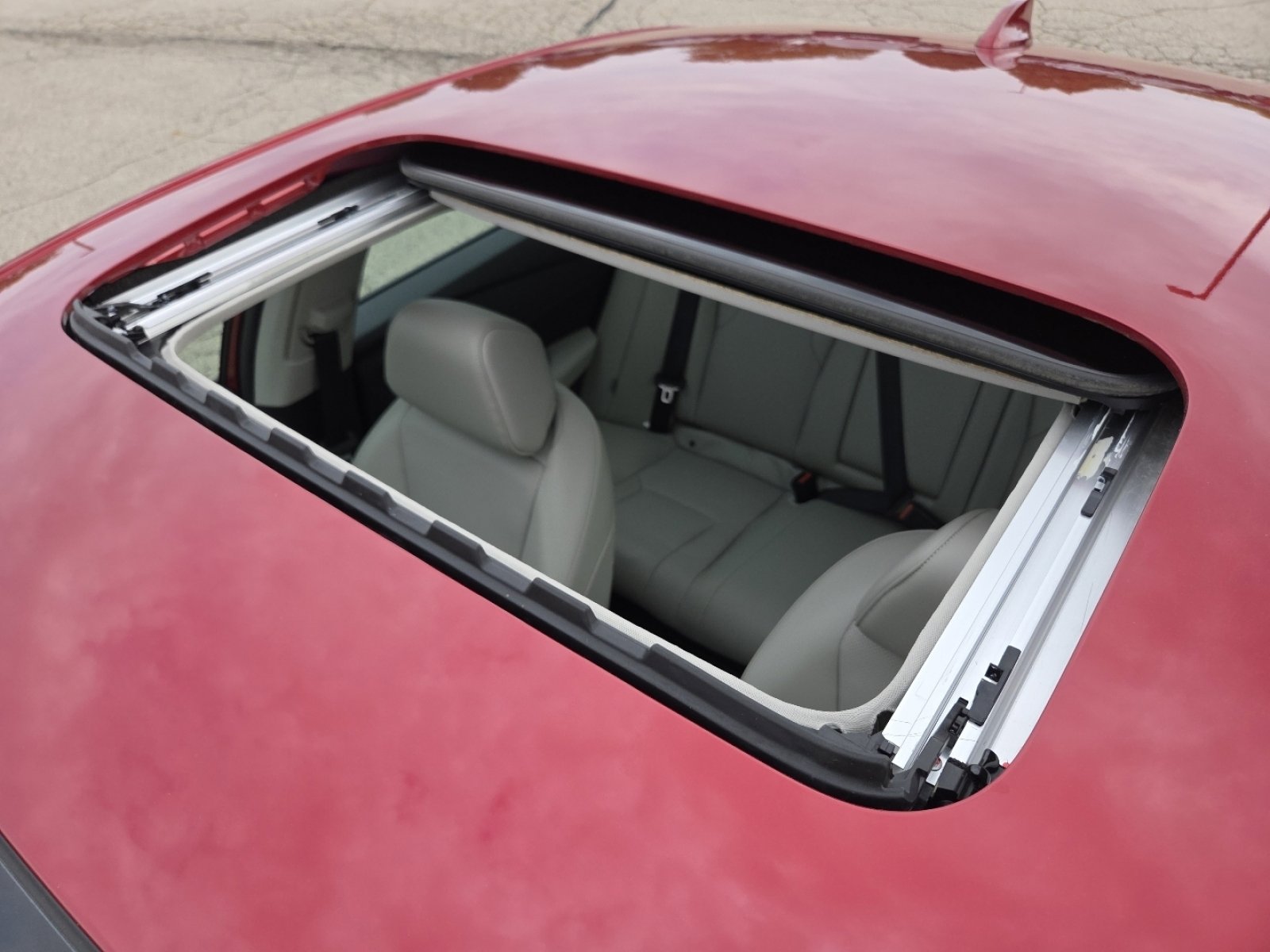 Certified 2025 Honda Accord Touring image 4