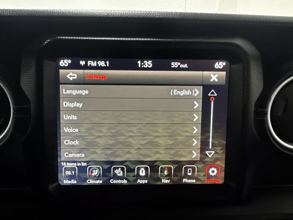 Used 2023 Jeep Wrangler Unlimited Sahara w/ Dual Top Group AWD/4WD image 40