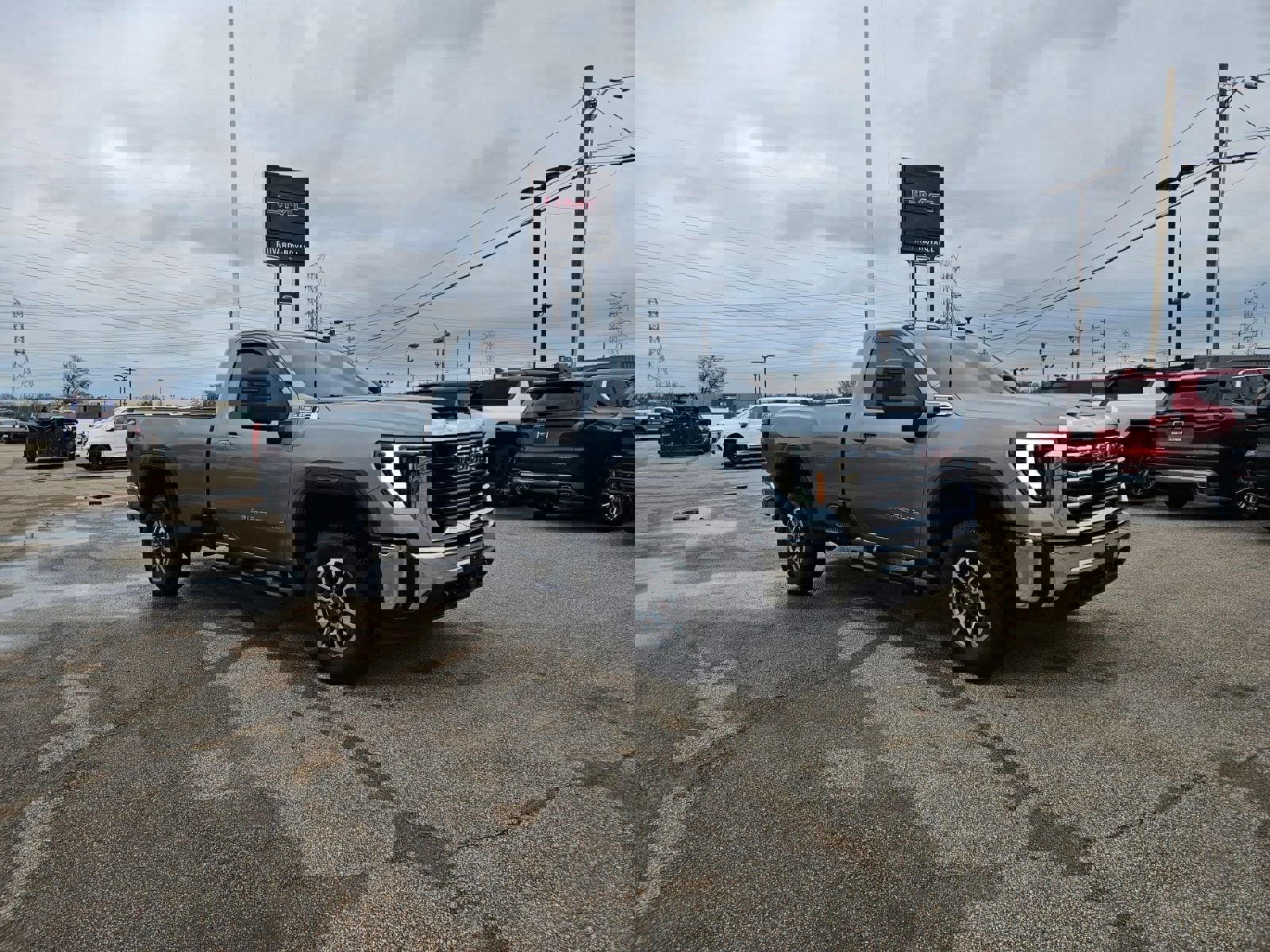 Used 2025 GMC Sierra 2500 SLE w/ SLE Convenience Package image 7